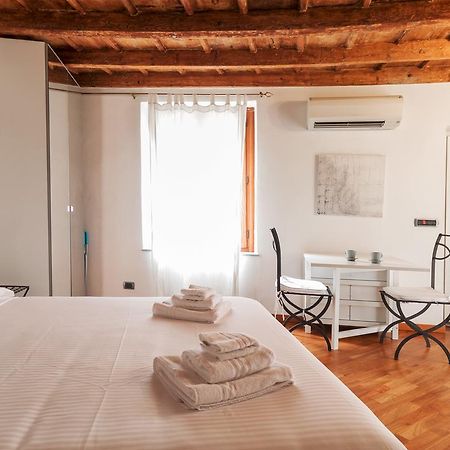 Apartamento Italianway-Ponte Vetero Milán Exterior foto